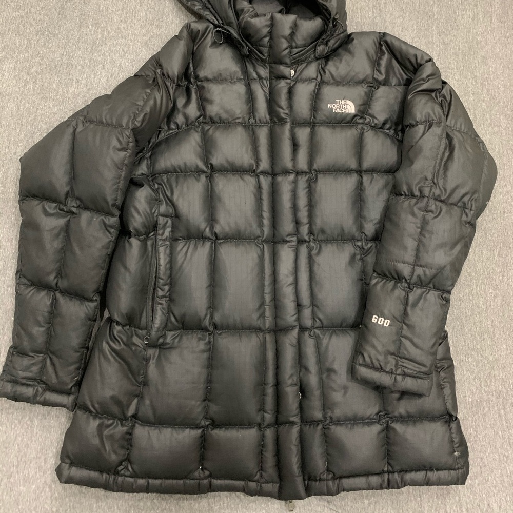 Women’s XL long puffer The North Face